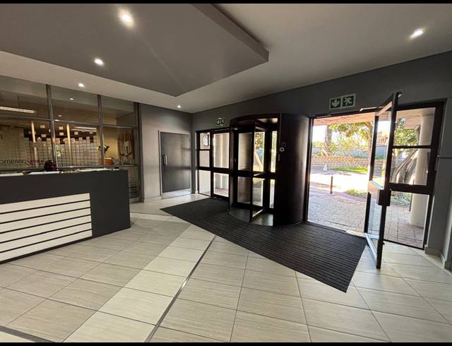 170M² OFFICE TO LET IN TYGER VALLEY